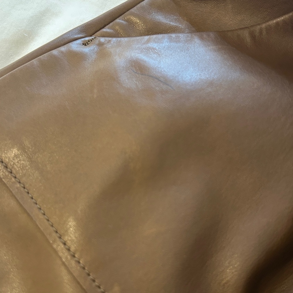 Buttery-soft Brunello Cucinelli full brown leather skirt with pockets - Picture 13 of 14